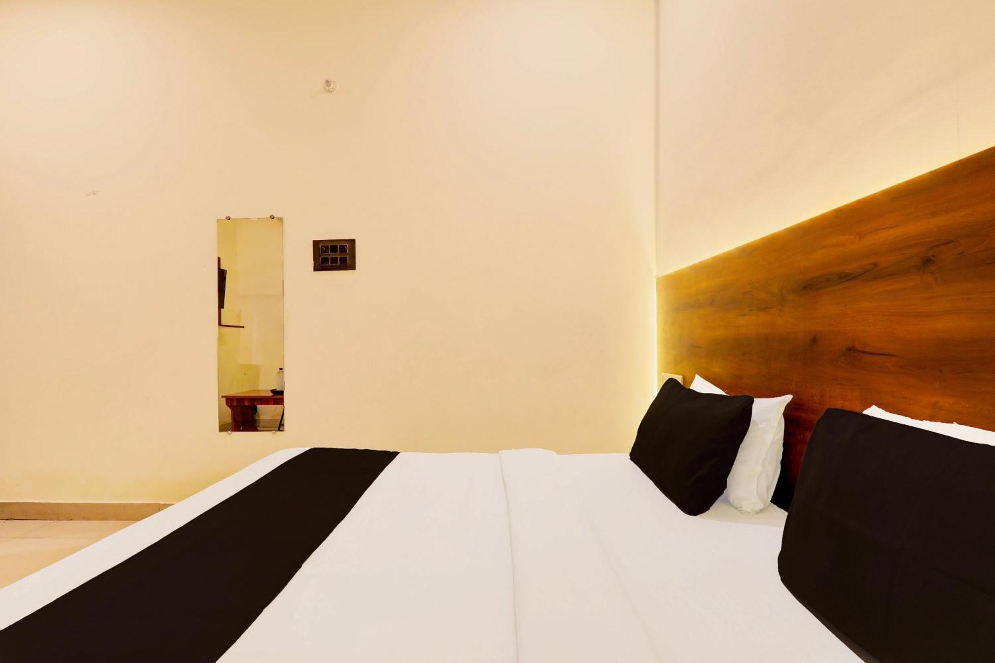 Hotel O Sr Grand Gorakhpur Exterior photo